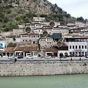 Ansel , Berat Albania
